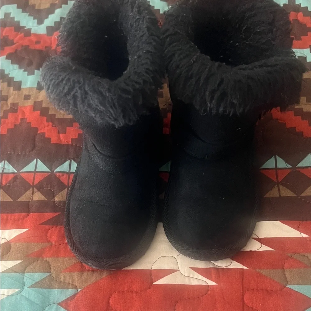 Kids Black Fleece-Lined Winter Boots
